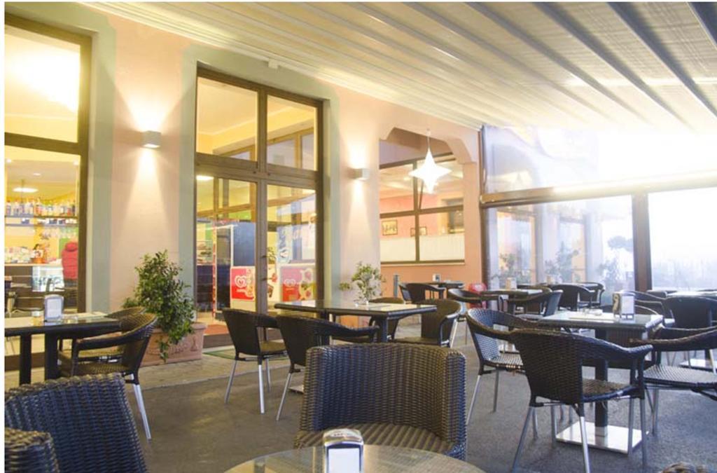 Hotel La Quercia Valmontone Exterior photo